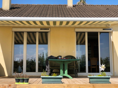 Pose d'un store banne et volets roulants solaires à Gargenville