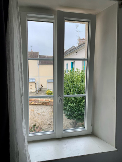 Pose d'une fenêtre en PVC à Antony (92)