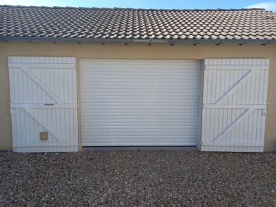 Pose de porte de garage enroulable à Bretagnolles (27)