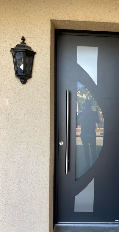 Porte d'entrée aluminium