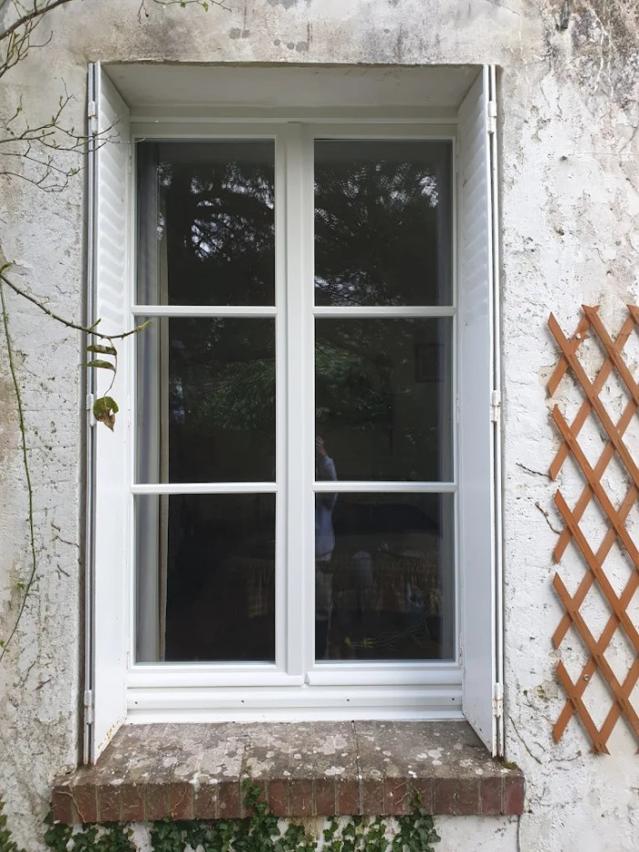 Une fenêtre 120 x 180 adaptée à vos besoins