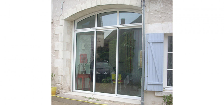 pose-baie-aluminium-cintr-e