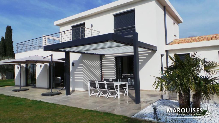 Pergola bioclimatique à Troyes : anticipez le printemps