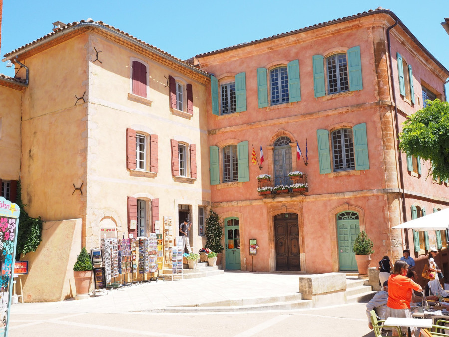 Affronter l'été à Sainte-Maxime à l'aide de ses volets