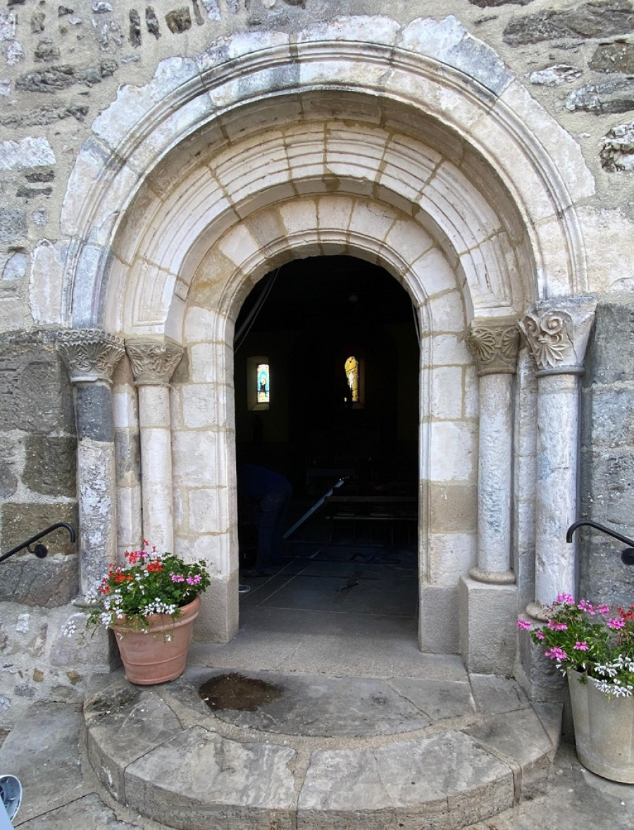 avant-après porte eglise