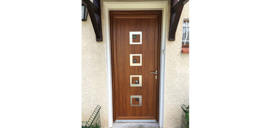 Porte PVC aspect en bois traditionnel