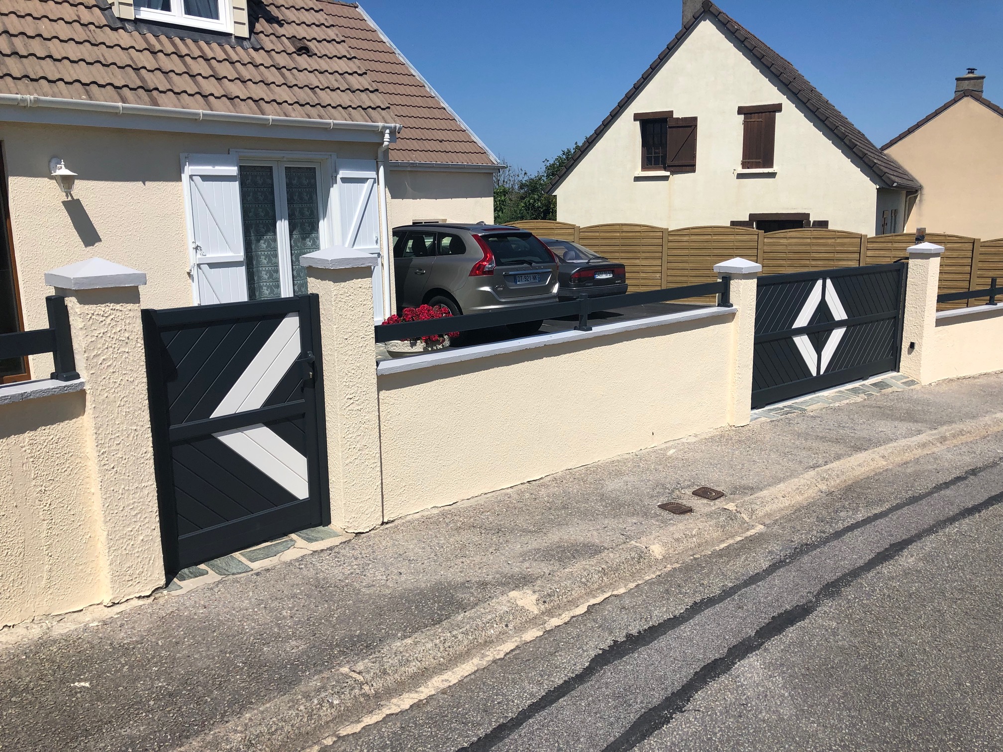 Pose de portails et portillons à Cherbourg (5...